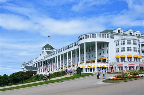 Grand hotel in mackinac - Grand Hotel – America’s Summer Place. A National historic landmark located on Mackinac Island where bikes and horse drawn carriages are the favored modes of transportation. As Travel + Leisure’s 500 World’s Best Hotels and Conde Nast Traveler’s Top 5 Midwest Resorts, Grand Hotel offers outstanding …